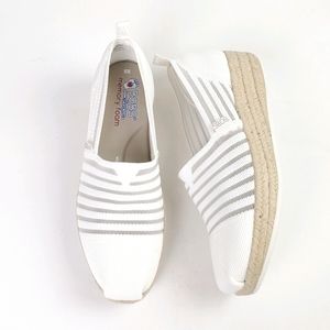 New Bobs Skechers white homestretch espadrilles 8